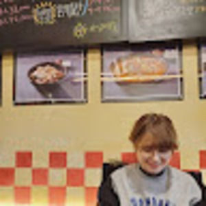 Meet your Posher, Kara